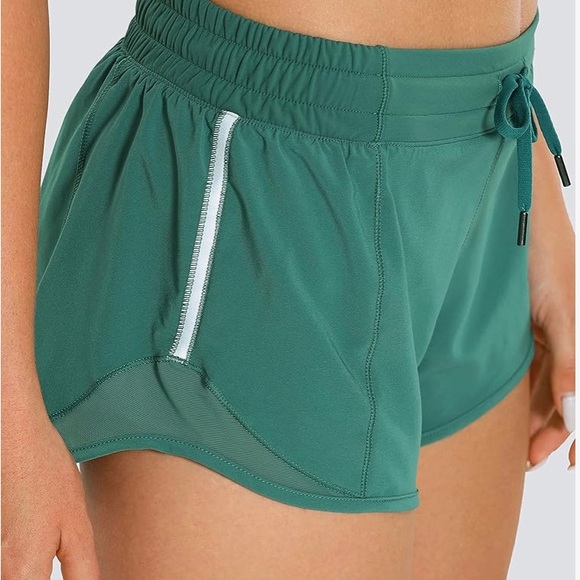 Crazy Yoga Shorts - Picture 2 of 9